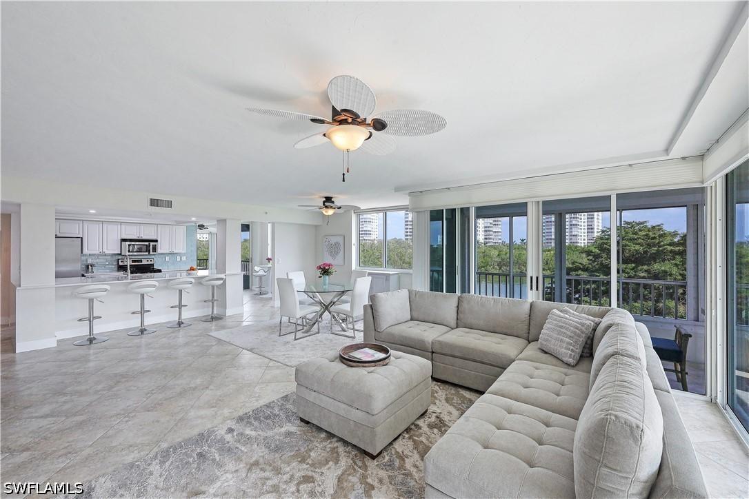 25 Bluebill Ave. #201, Naples, FL 34108