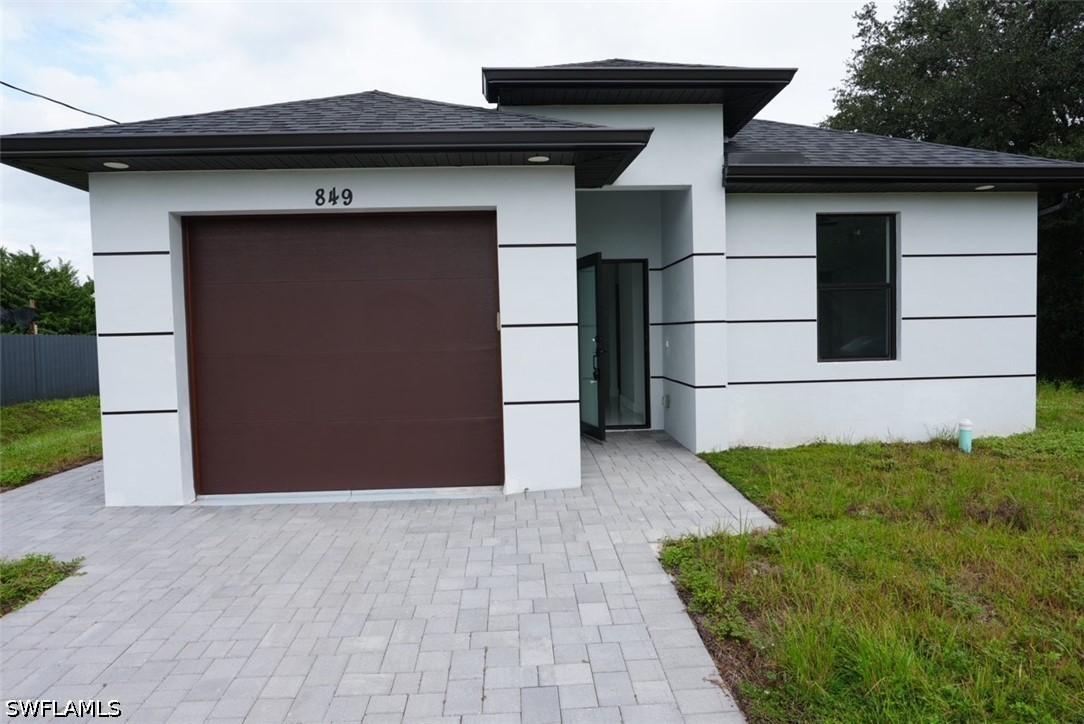 849 Wolverine St., Lehigh Acres, FL 33974