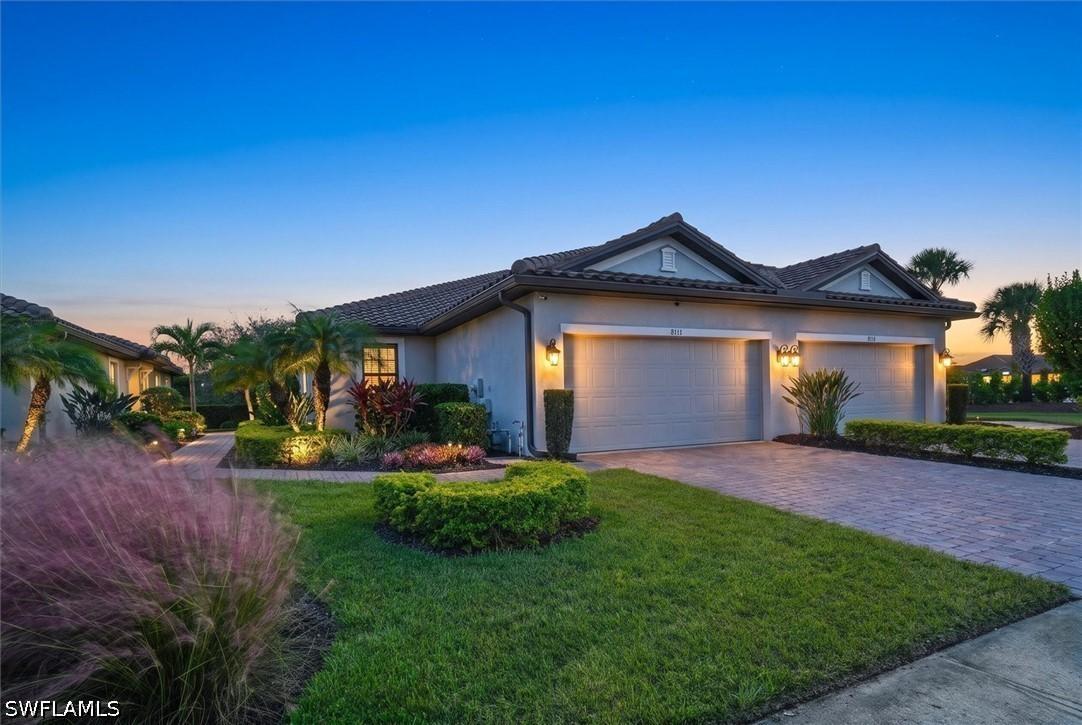 8111 Calle Canovas St., Naples, FL 34114