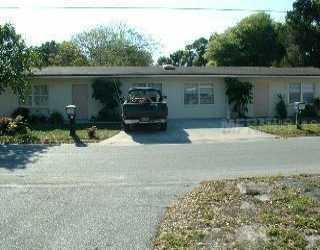 990 Lime Ave., Sarasota, FL 34237