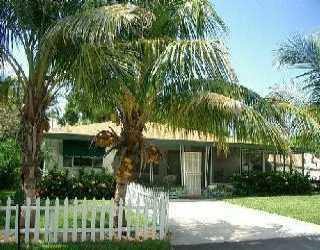 641 Saint Judes Dr., Longboat Key, FL 34228