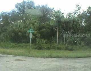 Maywood Ln., North Port, FL 7010