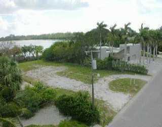 222 Morningside Dr, Sarasota, FL 34236