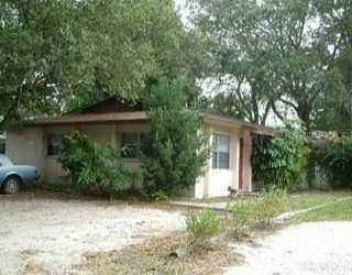 1638 Devonshire Ln., Sarasota, FL 34236