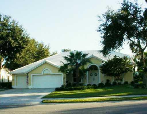 2022 White Feather Ln., Nokomis, FL 34275