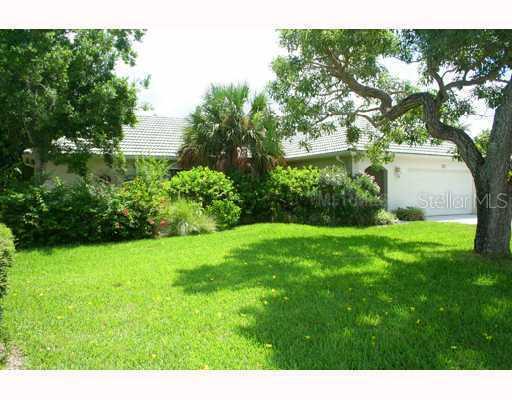577 S Spoonbill Dr., Sarasota, FL 34236