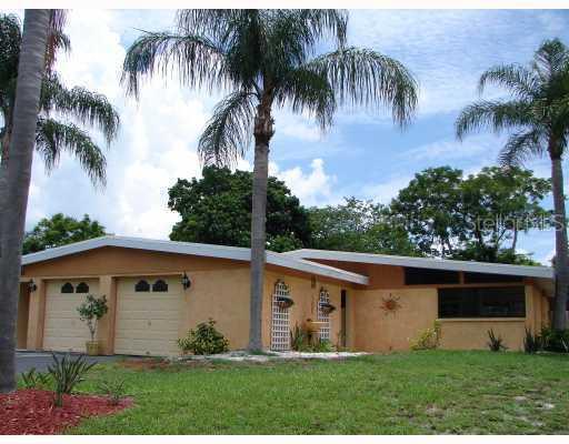 2526 Siesta Dr., Sarasota, FL 34239