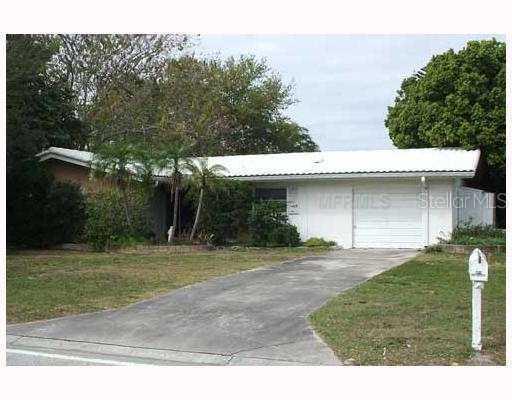 2914 Tanglewood Dr., Sarasota, FL 34239