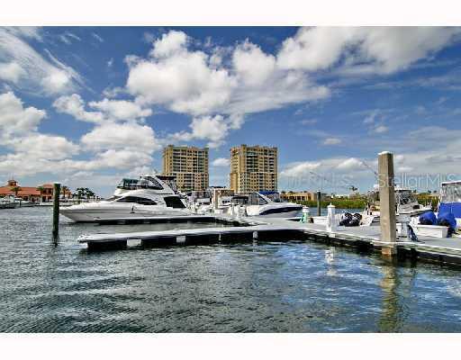 130 Riviera Dunes Way #P203, Palmetto, FL 34221