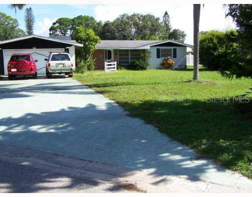 506 Dona Dr., Nokomis, FL 34275