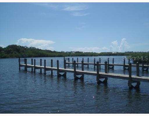 1810 Phillippi Shores Dr Dr. #E-3, Sarasota, FL 34231