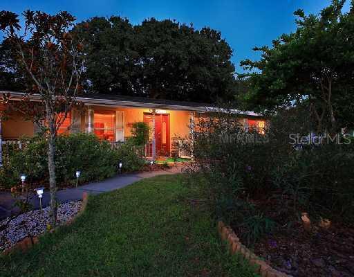 449 E Lake Dr., Sarasota, FL 34232