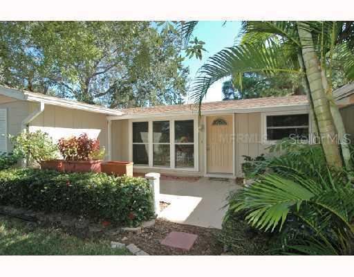 6329 Seagate Ave., Sarasota, FL 34231