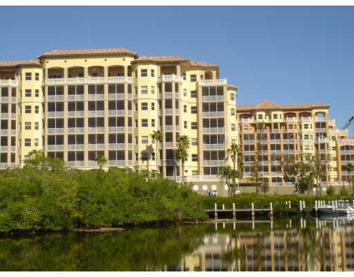 5531 Cannes Cir. #B 304, Sarasota, FL 34231