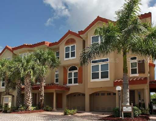 225 17th St. #3, Bradenton Beach, FL 34217