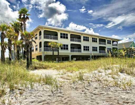 200 Gulf Dr. #3, Bradenton Beach, FL 34217
