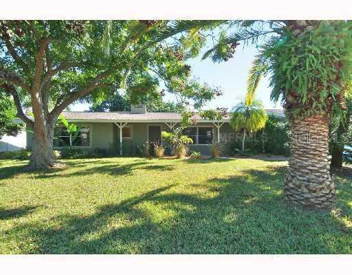 2213 S Brink Ave., Sarasota, FL 34239