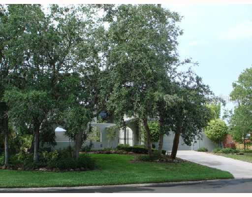 160 Lookout Point Dr., Osprey, FL 34229