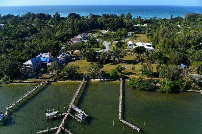 1237 Sharswood Ln., Sarasota, FL 34242