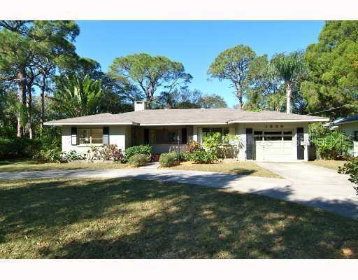 1538 S Orange Ave., Sarasota, FL 34239