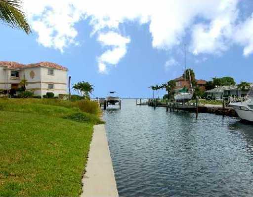 510 Putting Green Ln., Longboat Key, FL 34228