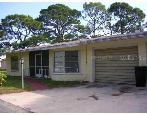 1487 Kathleen Pl., Englewood, FL 34223