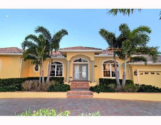 560 Yardarm Ln., Longboat Key, FL 34228