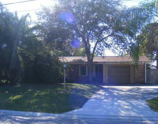 5638 Nutmeg Ave., Sarasota, FL 34231