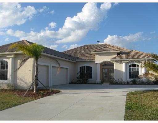 12811 Penguin Dr., Bradenton, FL 34212