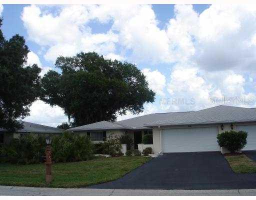 7083 Country Club Dr., Sarasota, FL 34243