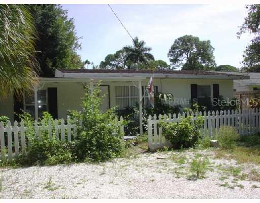 105 W Colonia Ln., Nokomis, FL 34275