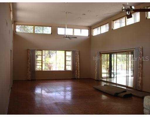 2612 Tanglewood Dr., Sarasota, FL 34239