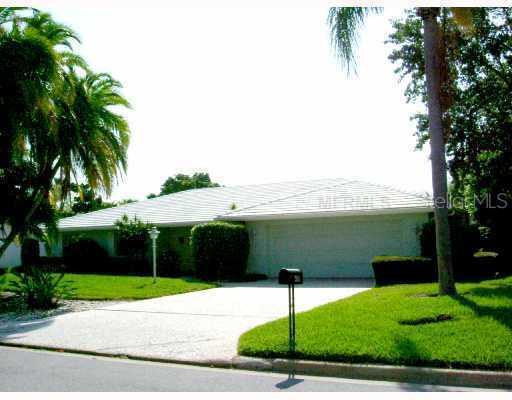 419 Partridge Cir., Sarasota, FL 34236