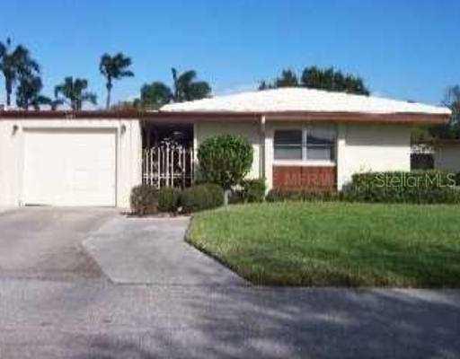 3295 Brockton Ln. #722, Sarasota, FL 34239
