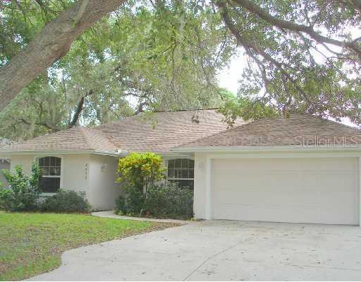 4432 Beacon Dr., Sarasota, FL 34232