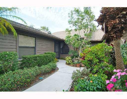 5821 Merion Way, Sarasota, FL 34243