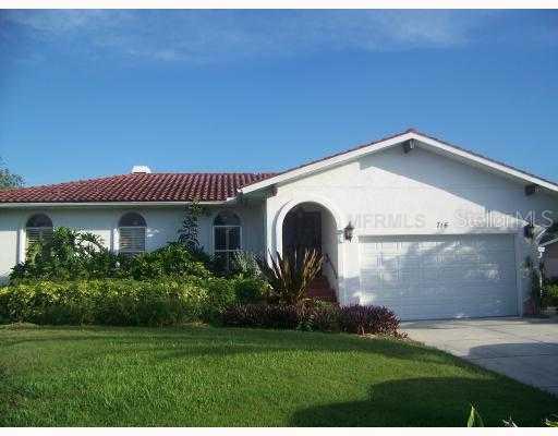 716 N Portia St., Nokomis, FL 34275