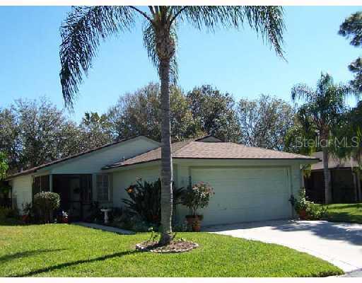 367 Bearded Oaks Cir., Sarasota, FL 34232