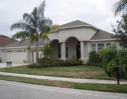 7638 Heyward Cir., Bradenton, FL 34201