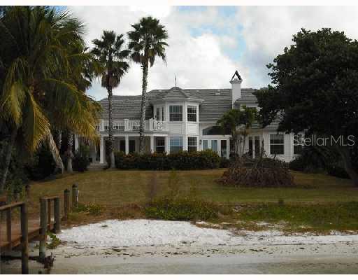 3420 Gulfmead Dr., Sarasota, FL 34242
