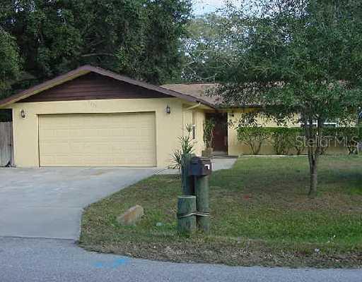 5335 E 35th St., Bradenton, FL 34203
