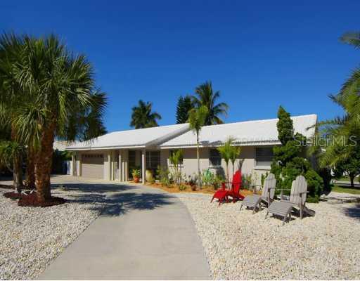 629 Emerald Ln., Holmes Beach, FL 34217