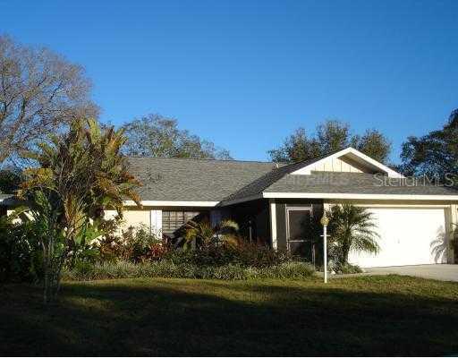 4249 Berkshire Dr., Sarasota, FL 34241