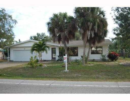 122 Bayshore Rd., Nokomis, FL 34275