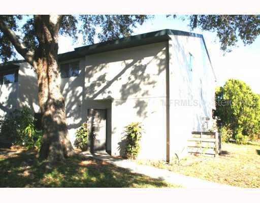 1038 Longfellow Ct., Sarasota, FL 34243