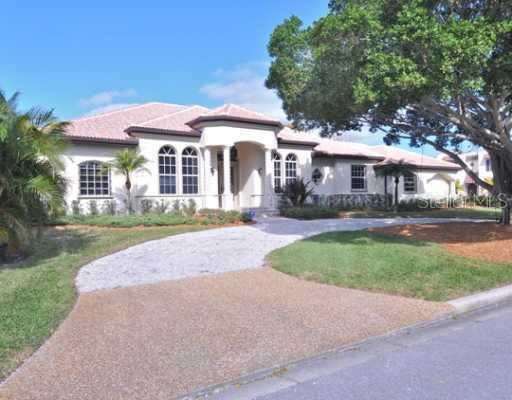 404 Partridge Cir., Sarasota, FL 34236