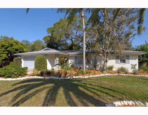 1819 Caribbean Dr., Sarasota, FL 34231