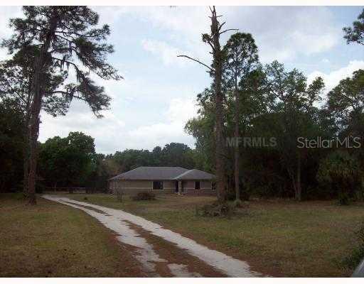 7106 32nd Ave., Bradenton, FL 34208