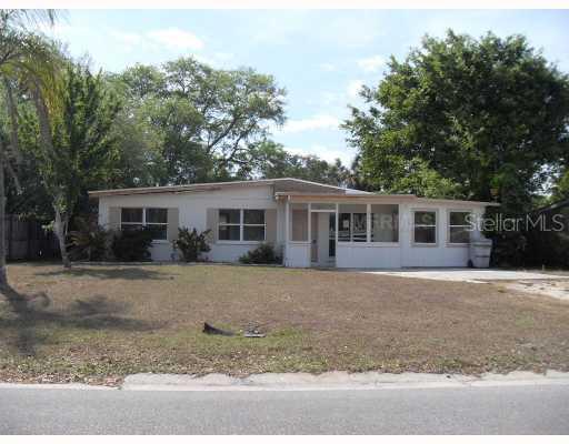 330 E Cornelius Cir., Sarasota, FL 34232