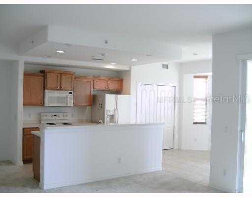 819 Fairwaycove Ln. #105, Bradenton, FL 34212